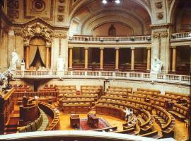Les députés portugais approuvent une nouvelle version de la loi euthanasie