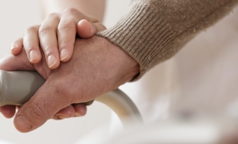 Belgique : élargir les conditions d’accès aux soins palliatifs