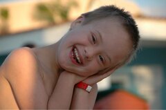 Enfants autistes : comment améliorer leur qualité de vie et celle de leur famille ?