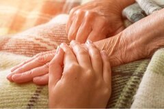 Belgique : la Ministre de la santé veut soutenir les aidants-proches