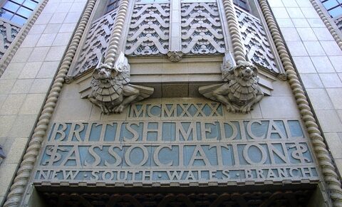 Royaume-Uni : l’Association de Médecins Britanniques renouvelle son opposition au suicide assisté