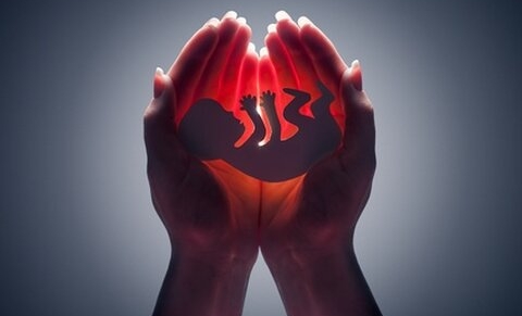 L’avortement d’un enfant presque à terme est bien possible