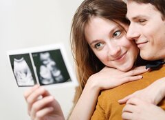 Application mobile : suivez le développement du bébé in utero !