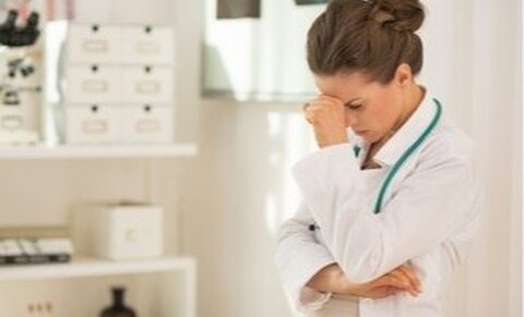 Euthanasie : l’objection de conscience des médecins de moins en moins acceptée