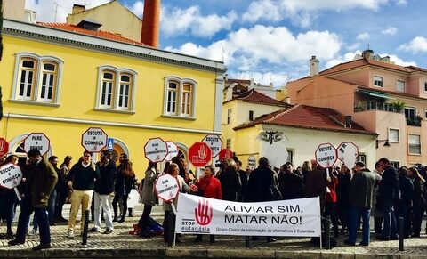 Portugal : légaliser l'euthanasie en pleine crise sanitaire ?