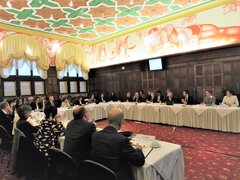 L’Institut Européen de Bioéthique et un groupe de soignants belges rencontrent la ministre française Agnès Firmin Le Bodo à propos de la fin de vie