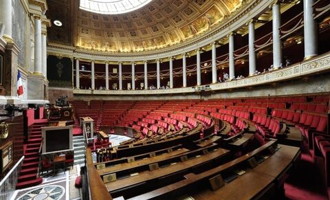 France – Que contient le projet de légalisation du suicide assisté ?