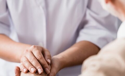 Royaume-Uni - Échec du projet de loi sur le suicide assisté : « Nous avons besoin de plus de soins, pas de morts » 
